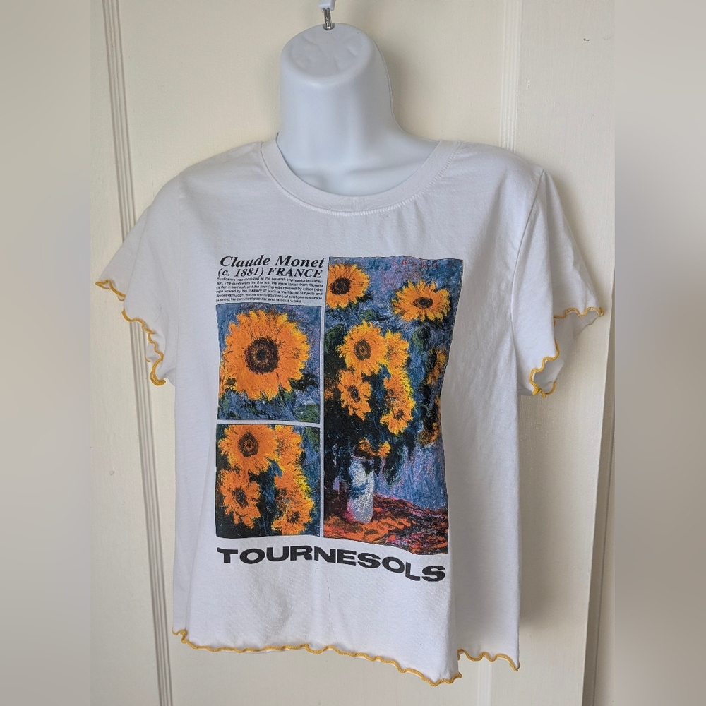 Monet Tournesols Cropped Tee - Picture 8 of 8